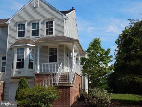 862 N Waterford Ln, WILMINGTON, DE, 19808-4404 | Card Image