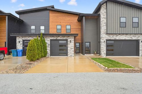 347 Sawgrass Drive, Crown Point, IN, 46307 | Card Image