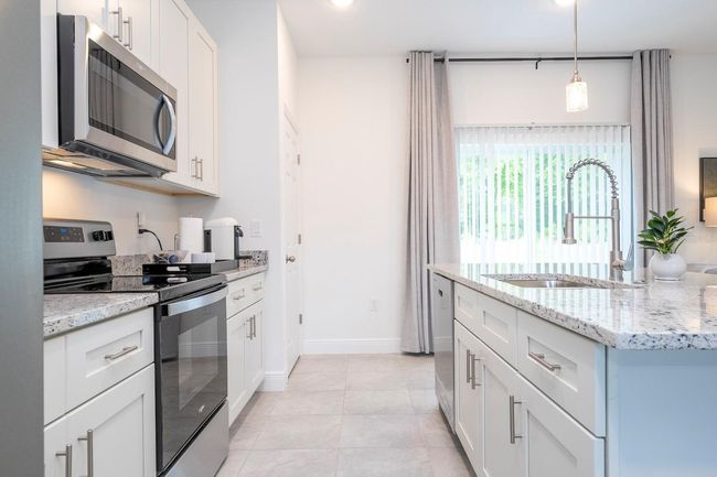Model Home | Image 23