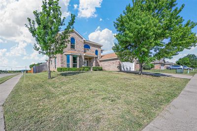 549 Reagan Lane, House other with 4 bedrooms, 3 bathrooms and null parking in Burleson TX | Image 2