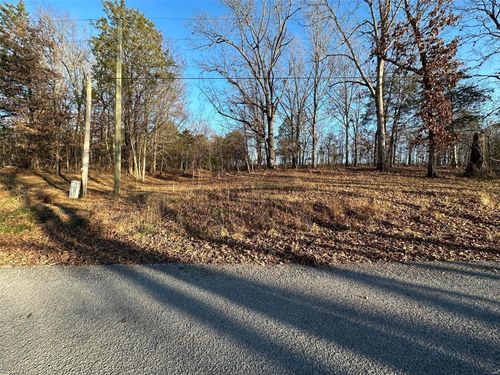 24 Wagon Creek Loop, Creal Springs, IL, 62922 | Card Image