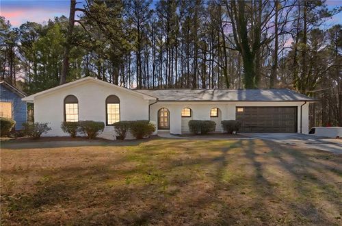 2828 The Meadows Way, Atlanta, GA, 30349-3746 | Card Image
