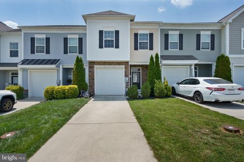 108 Oflannery Ct, MARTINSBURG, WV, 25403-1320 | Card Image