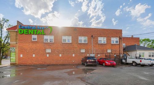 1320 Central Ave, Kansas City, KS, 66102-5030 | Card Image