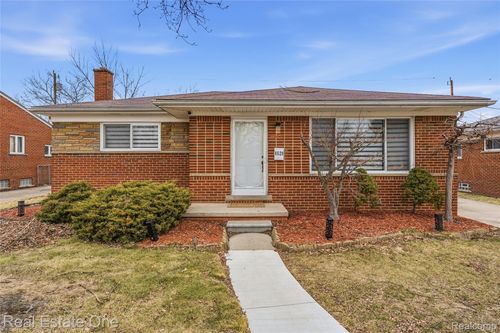 8528 Norborne Ave, Dearborn Heights, MI, 48127-1187 | Card Image