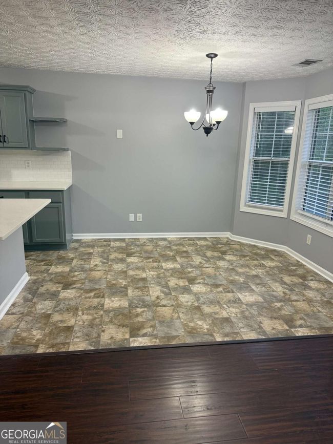 4831 Daintree Ct, House other with 3 bedrooms, 2 bathrooms and 2 parking in Flowery Branch GA | Image 6