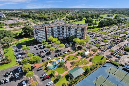 apt-703-1100 Saint Charles Pl, Pembroke Pines, FL, 33026-3327 | Card Image