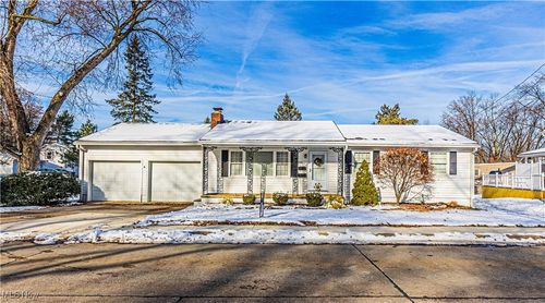 505 E Friendship St, Medina, OH, 44256-1914 | Card Image