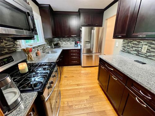 22 Birchwood Dr, Goshen, NY, 10924-2506 | Card Image