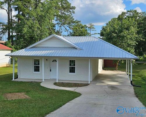 223 3rd Ave Nw, Arab, AL, 35016-1304 | Card Image
