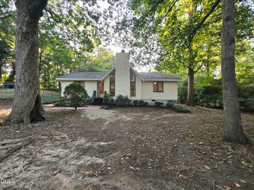 6613 Louisburg Rd, Raleigh, NC, 27616-6327 | Card Image