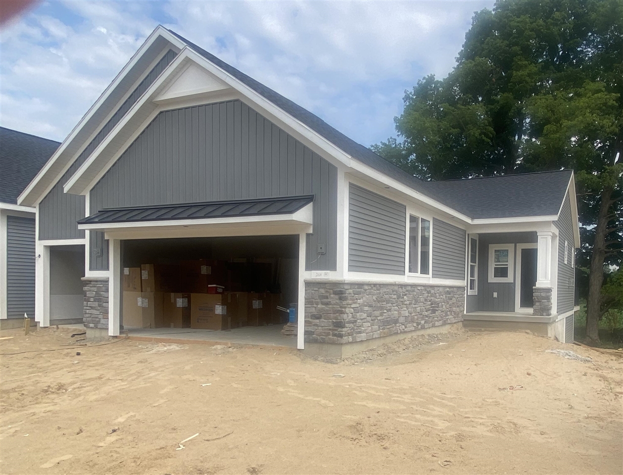Ravines Trail Dr, Byron Center, MI 49315