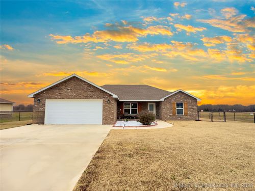 429 N Bailey Lane, Vinita, OK, 74301 | Card Image