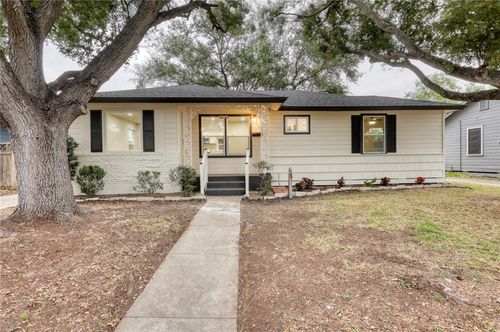 4010 Lowman St, Corpus Christi, TX, 78411-3133 | Card Image