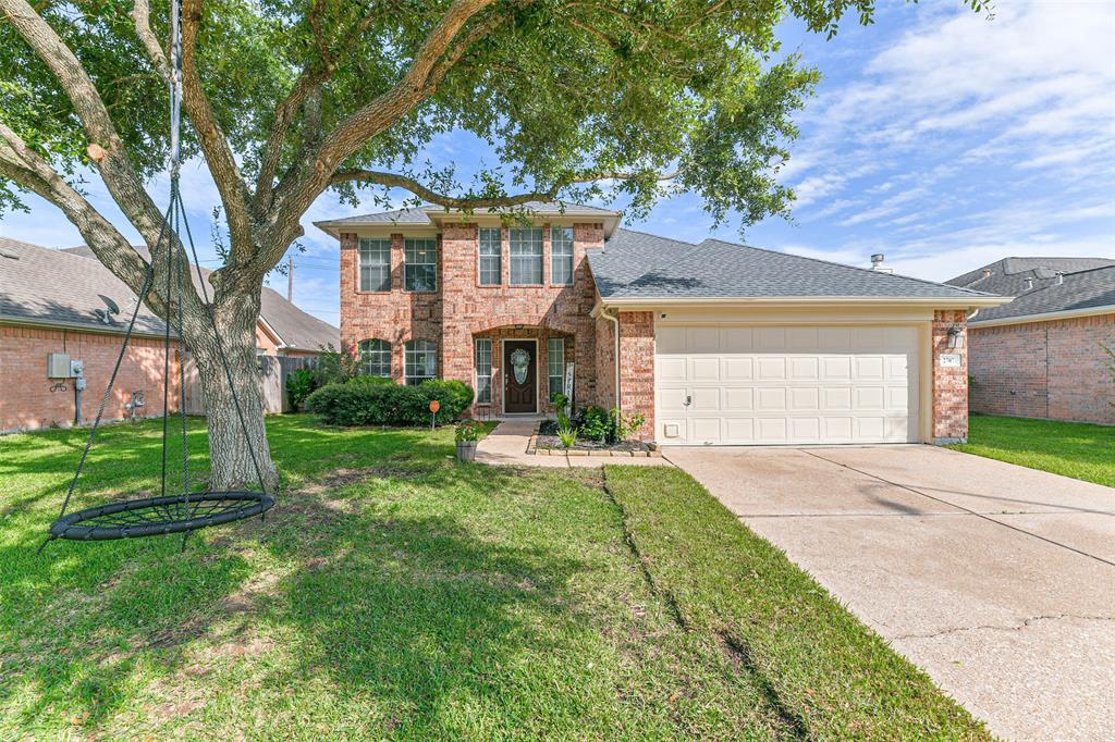 Cross Tide Ln, Friendswood, TX 77546