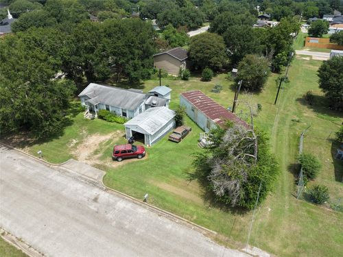 646 Baker St, Hempstead, TX, 77445 | Card Image