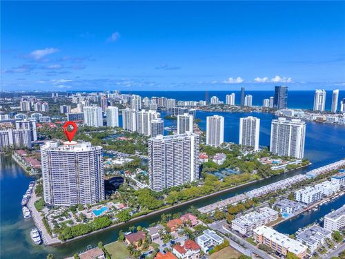 apt-1004-1000 E Island Blvd, Aventura, FL, 33160-5613 | Card Image
