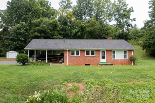40 Double Island Rd, Burnsville, NC, 28714-7874 | Card Image