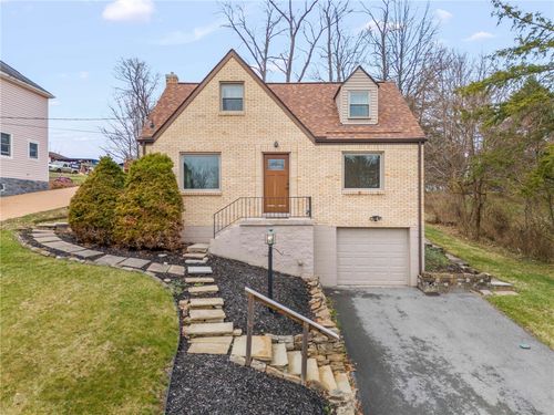 216 Coral Dr, Upper St. Clair, PA, 15241-1606 | Card Image