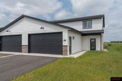 3203 Scotch Lane, Mankato, MN, 56001 | Card Image
