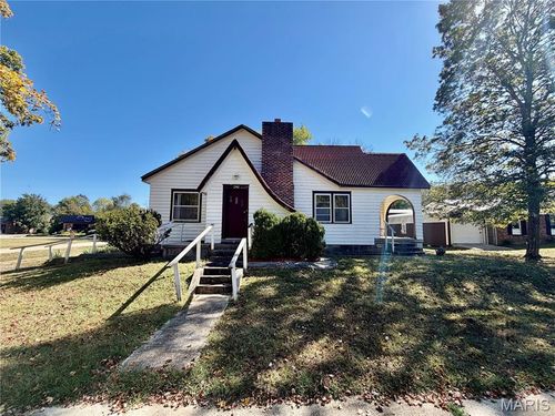 240 S 2nd, Ellington, MO, 63638 | Card Image