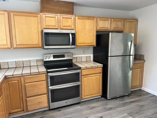 2202 Banyan Way, Antioch, CA, 94509 | Card Image