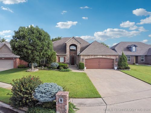 1204 W Fargo Lane, Broken Arrow, OK, 74012 | Card Image