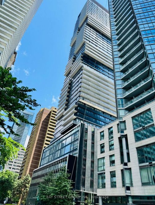 {{alt}} | Card Image