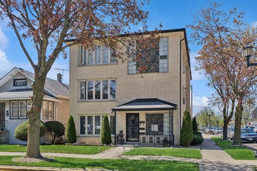 2746 N 75th Ct, Elmwood Park, IL, 60707-1410 | Card Image