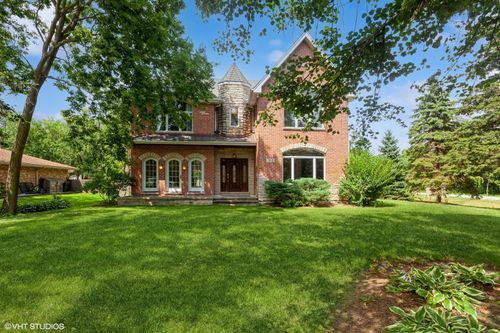 364 65th St, Willowbrook, IL, 60527-1815 | Card Image