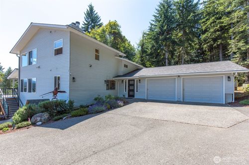 106 Seagull Dr, Port Angeles, WA, 98363-8886 | Card Image