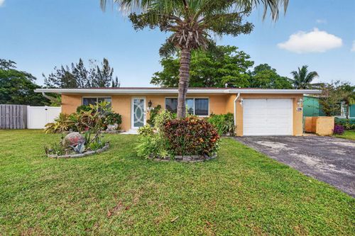 9877 Nw 26th Pl, Sunrise, FL, 33322-2744 | Card Image