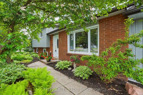227 Corbett Dr, Pontypool, ON, L0A1K0 | Card Image