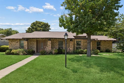 13141 Rosser Rd, Farmers Branch, TX, 75244-5440 | Card Image