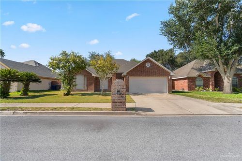 2625 Mynah Ave, McAllen, TX, 78504-4270 | Card Image