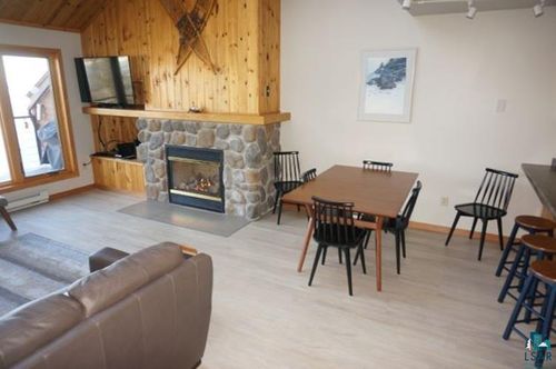 65-1615 Superior Shores Dr, Two Harbors, MN, 55616-2009 | Card Image