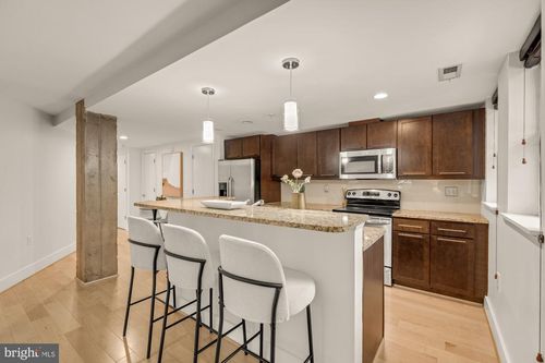 apt-11-2201 2nd St Nw, WASHINGTON, DC, 20001-1639 | Card Image