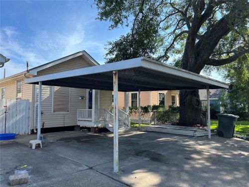 5109 Avenue Q 1/2, Galveston, TX, 77551 | Card Image