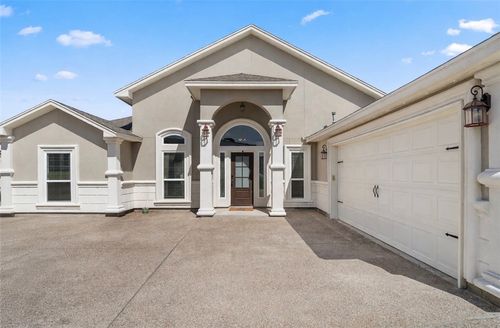 14226 Bowman Ct, Robstown, TX, 78380-2031 | Card Image