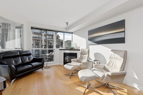 311-122 E 3rd St, North Vancouver, BC, V7L1E6 | Card Image