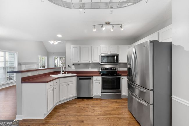 320 Cloverwood Dr, House other with 3 bedrooms, 3 bathrooms and null parking in Fayetteville GA | Image 12