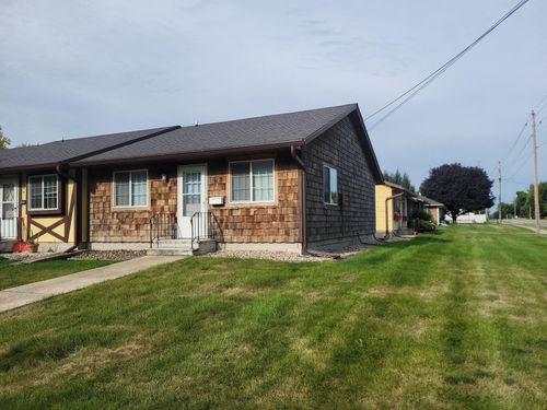 1502 Jackson Ave, Spirit Lake, IA, 51360-1608 | Card Image