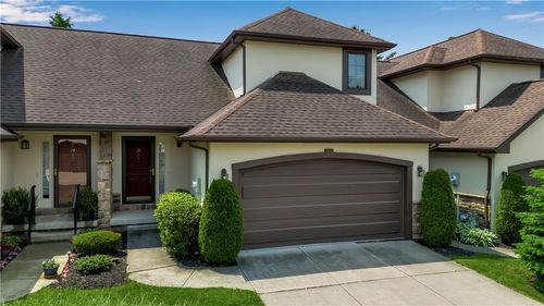 20 Pinegrove Ct, Hamburg, NY, 14075 | Card Image