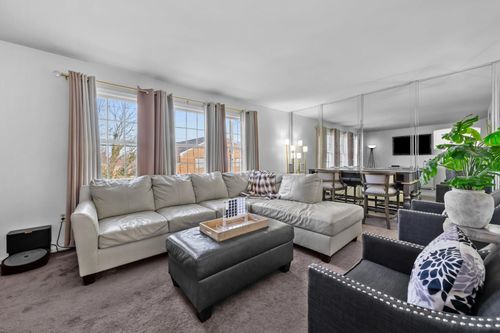 118 5th Ave, WILMINGTON, DE, 19805-4704 | Card Image