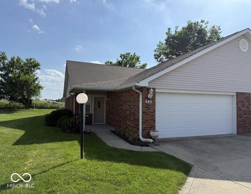 989 Plaza Dr, Martinsville, IN, 46151-3238 | Card Image