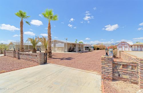 49566 Topaz Ave, Quartzsite, AZ, 85346-1579 | Card Image