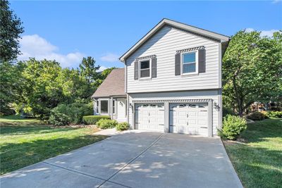 5608 W 157th Street, House other with 4 bedrooms, 2 bathrooms and null parking in Overland Park KS | Image 3