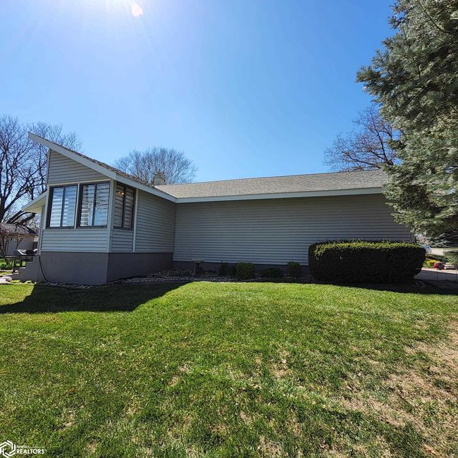 213 E Baker St, Home with 4 bedrooms, 2 bathrooms and 2 parking in Avoca IA | Image 7