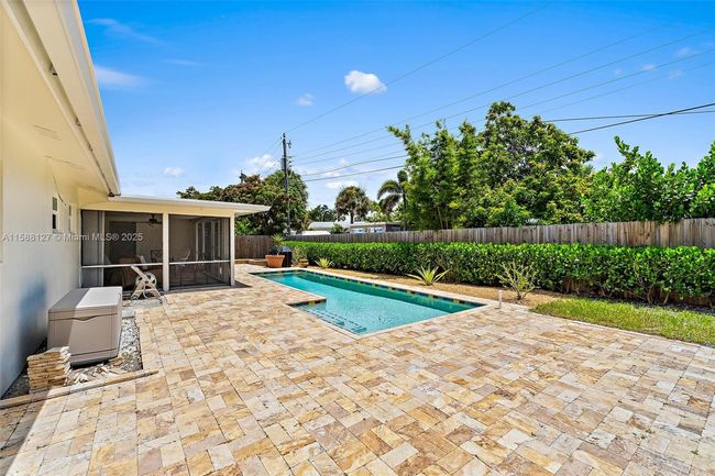 0 - 367 W Riverside Dr, House other with 3 bedrooms, 2 bathrooms and null parking in Tequesta FL | Image 54