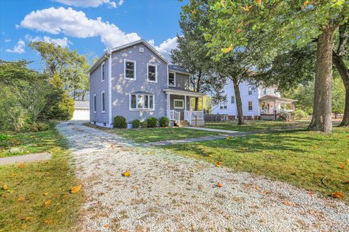 641 E Center St, Paxton, IL, 60957-1351 | Card Image